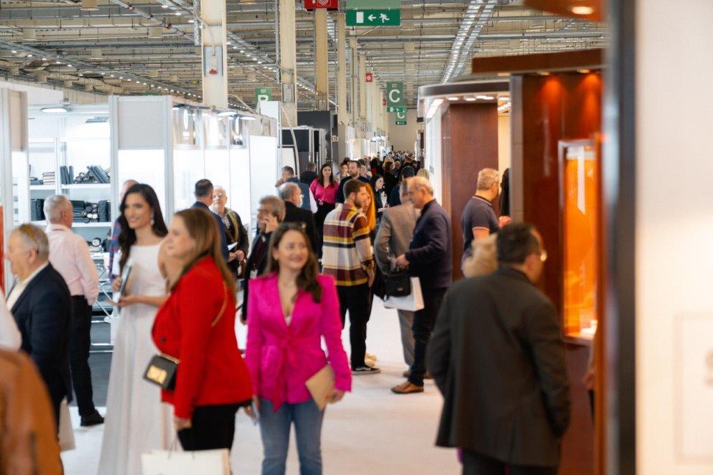 370 εκθέτες στην Athens International Jewellery Show