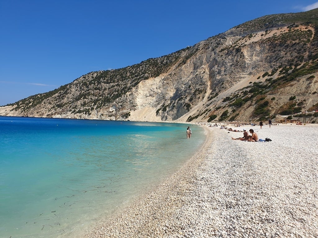 Σε ισχύ το πλαίσιο απόλυτης προστασίας για 198 “Απάτητες παραλίες”